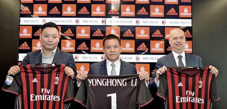 El dueño chino del AC Milan busca nuevos inversores que aporten dinero